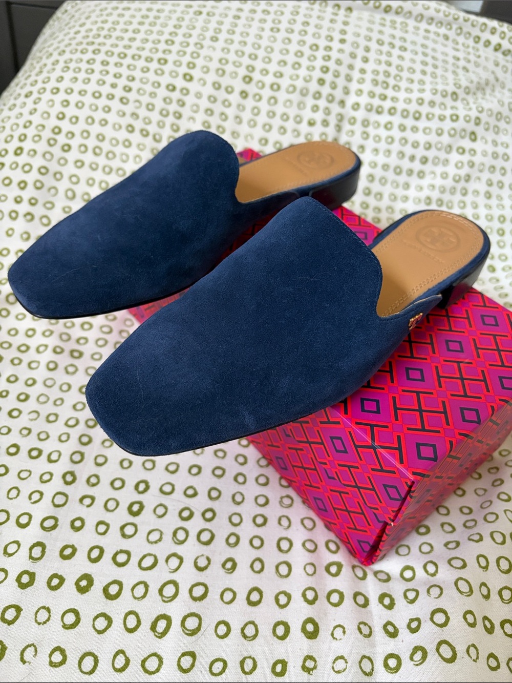 Tory Burch Carlotta Navy Suede Mule Slides - Picture 4 of 10
